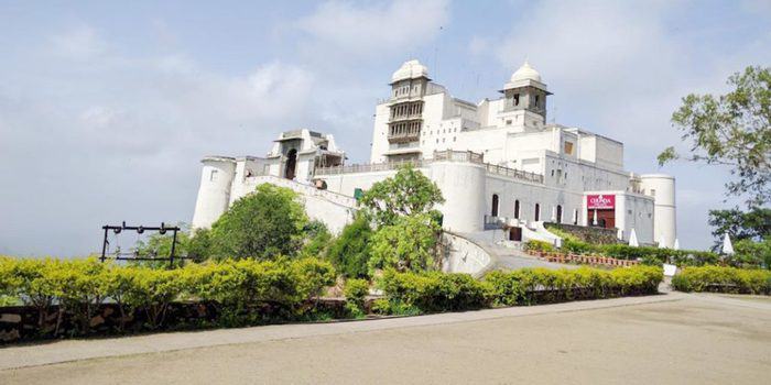 sajjangarh fort